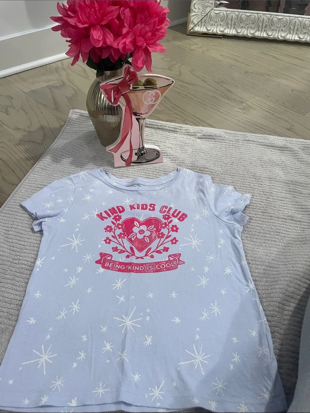 Old Navy Light Blue Girls Short-Sleeve Tee with Bright Pink Graphic